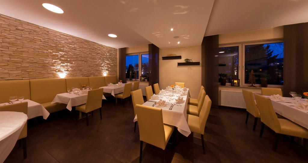 Hotel - Restaurant Sonneneck Dornstetten Экстерьер фото